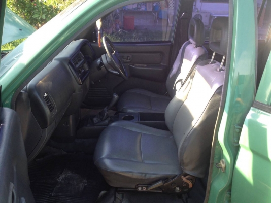 มิตซู4ประตู L200 มิตซู4ประตู L200