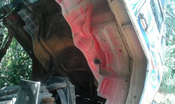 10ลัอเพลาเดียว195แรงFVM32M R-3003168 รถสภาพดี สวยดี