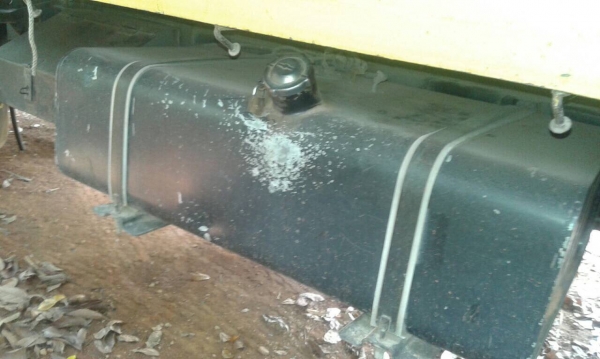 10ลัอเพลาเดียว195แรงFVM32M R-3003168 รถสภาพดี สวยดี