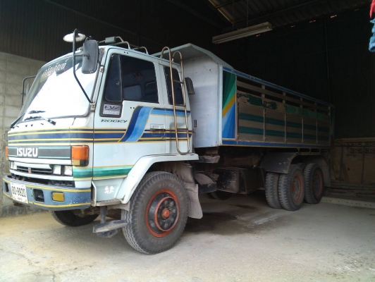 นางฟ้าป้ายแดง  FVZ 195 แรง 2เพลา  ปี37ใช้งานในร้าน (เถ้าแก่ใจดีมาก..ครับ  จบได้แน่ๆ ) ราคา  850000 บาท