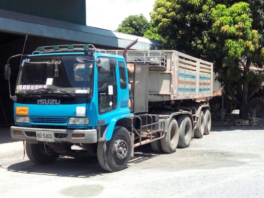 เทรนเลอร์ตามภาพ    240 แรง((เถ้าแก่ใจดีมาก..))) พร้อมใช้งาน     ราคา 900,000  บาท