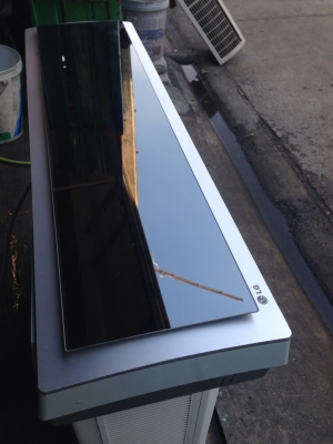 **** ขายแอร์ LG 9000 BTU ตัวหน้ากระจก  ****