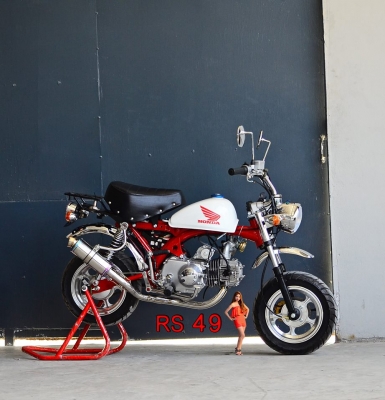 มอบของขวัญลดราคา  มังกี้ ลดราคา มี ให้ เลือกหลากหลายแบบ ไม่ซ้ำ ขับสนุก ขับมัน ทนทาน เรากล้า รับประกัน 100\%***มอบของขวัญลดราคาต้อนรับสงกรานต์ !!!! มังกี้ ลดราคา มี ให้ เลือกหลากหลายแบบ ไม่ซ้ำ ขับสนุก ขับมัน ทนทาน เรากล้า รับประกัน 100\%**