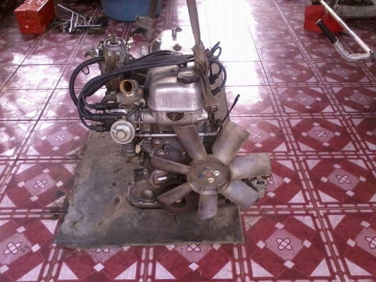 เครื่อมาสด้า1300 ติดต่อ090-0483494