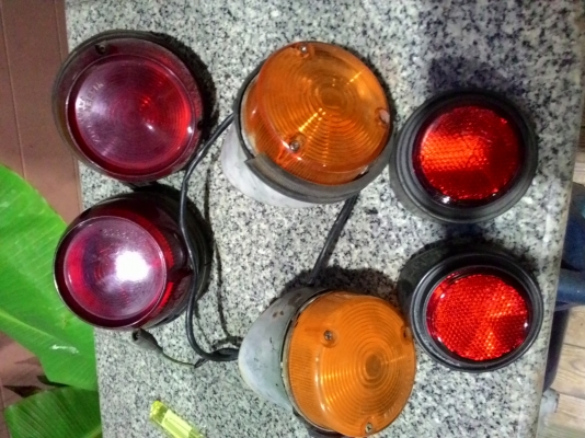 ไฟท้ายจิ๊ปมิตซูj53-59 หายากสุดๆๆ มีชุดเดียวเท่านั้น