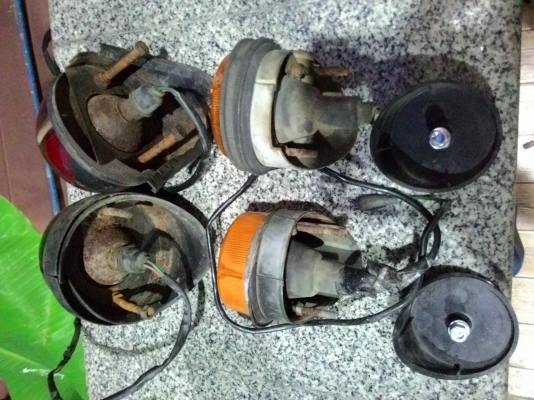 ไฟท้ายจิ๊ปมิตซูj53-59 หายากสุดๆๆ มีชุดเดียวเท่านั้น