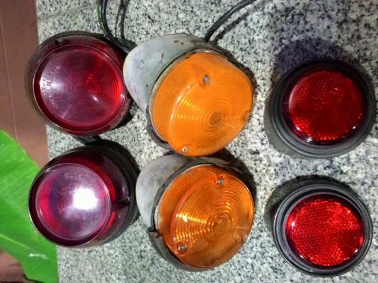 ไฟท้ายจิ๊ปมิตซูj53-59 หายากสุดๆๆ มีชุดเดียวเท่านั้น