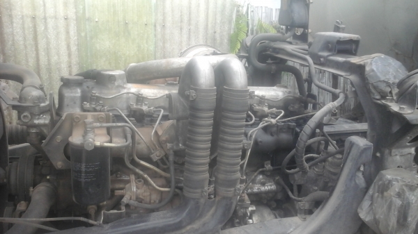 ขายรถสิบล้อMMTFN617เครือง225แรงม้าปี46รถนํ้ามันโหลดล่าง