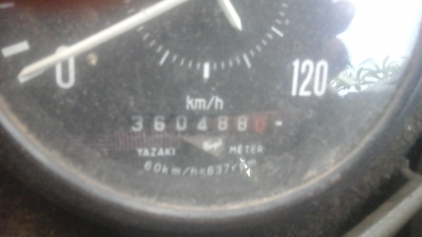 ขายรถสิบล้อMMTFN617เครือง225แรงม้าปี46รถนํ้ามันโหลดล่าง