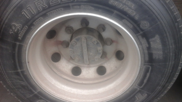 ขายรถสิบล้อMMTFN617เครือง225แรงม้าปี46รถนํ้ามันโหลดล่าง