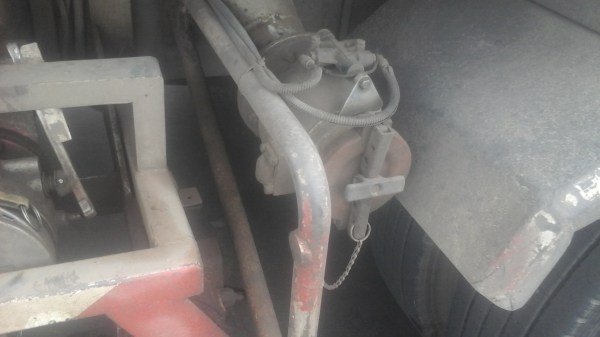 ขายรถสิบล้อMMTFN617เครือง225แรงม้าปี46รถนํ้ามันโหลดล่าง