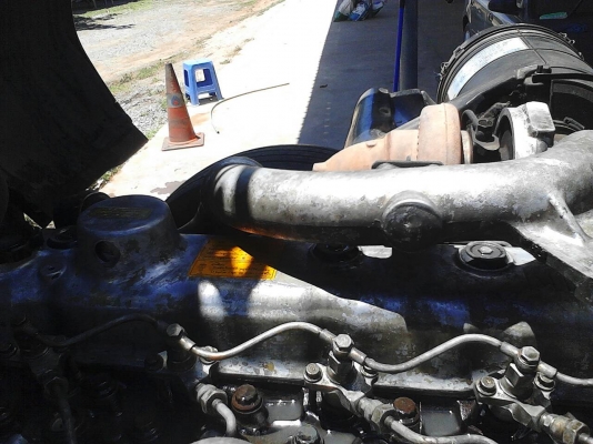 ขายรถสิบล้อMMTFN617เครือง225แรงม้าปี46รถนํ้ามันโหลดล่าง