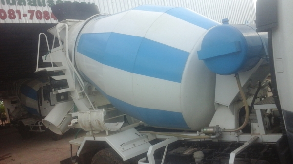 ขายรถนอกนําเข้าติดโม้3.5คิวรถไมเคยใช้งานในไทยเครือง210แรง