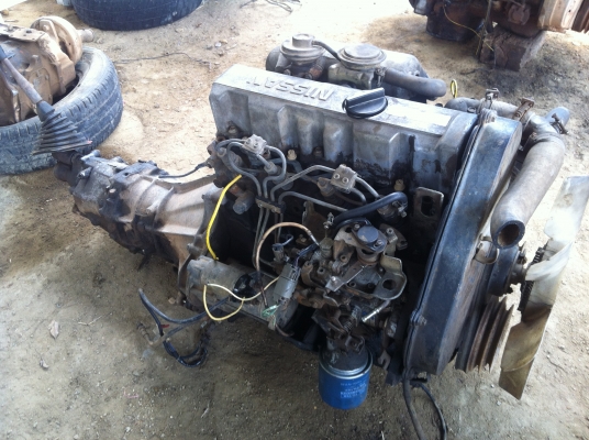 ขายเครื่องพร้อมเกียร์ นิสสัน LD20 ฝาเรียบ ขายเครื่องพร้อมเกียร์ นิสสัน LD20 ฝาเรียบ