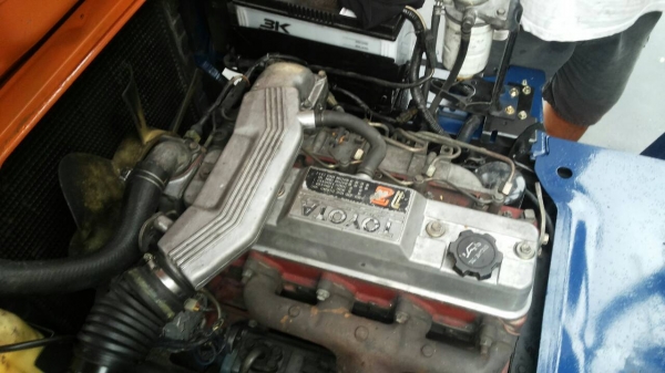 TOYOTA 5FD30 ขนาด3ตัน เสาสูง5.5เมตร เกียร์ธรรมดา เครื่องยนต์ดีเซล1Z ยางตัน4เส้น รับประกันเครื่องเกียร์3เดือน ราคาต่อรองได้0816161541