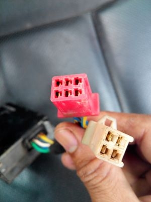 ขายกล่องไฟ honda CBR 400 CC y 89 ราคา 2600 บาท พร้อมส่ง ขายกล่องไฟ honda CBR 400 CC y 89 ราคา 2600 บาท พร้อมส่ง