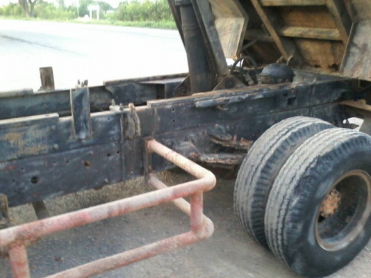 รถ6ล้อ ISUZU Rocky185แรงม้า กระบะดั้มดิน เบรคทิฟฟี่