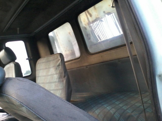 รถ6ล้อ ISUZU Rocky185แรงม้า กระบะดั้มดิน เบรคทิฟฟี่