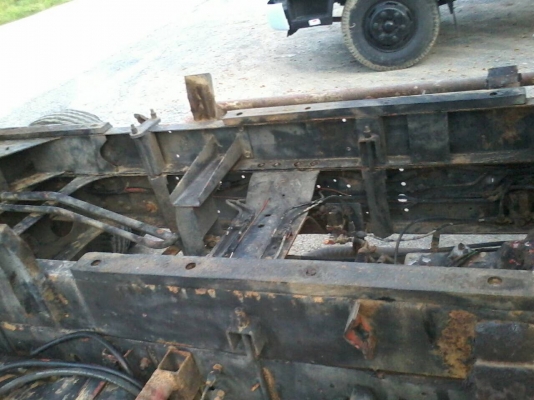 รถ6ล้อ ISUZU Rocky185แรงม้า กระบะดั้มดิน เบรคทิฟฟี่