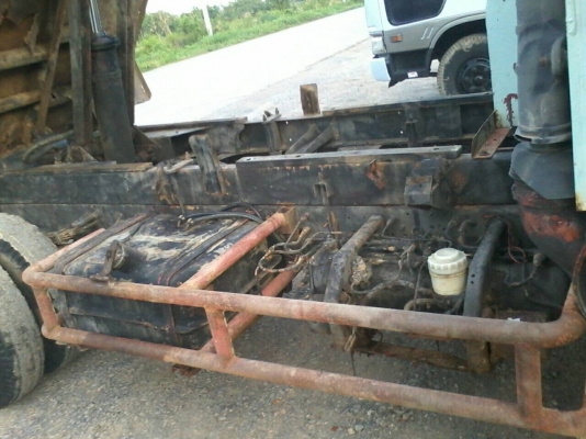 รถ6ล้อ ISUZU Rocky185แรงม้า กระบะดั้มดิน เบรคทิฟฟี่