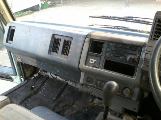 รถ6ล้อ ISUZU Rocky185แรงม้า กระบะดั้มดิน เบรคทิฟฟี่