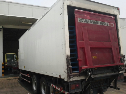 ขายด่วน 10ล้อ ตู้ทำความเย็น ยาว 7.80 ม.