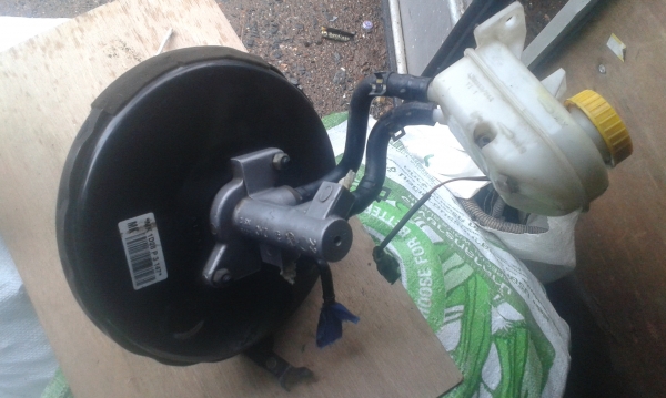 หม้อลมเบรค chevrolet aveo  อาวีโอ 1.4  ปี  2011