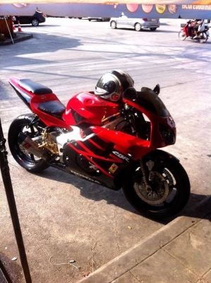 ขายcbr400cc ปี92 ทะเบียนแท้พร้อมโอน