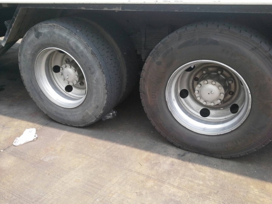 ขาย10ล้อ ตู้ทำความเย็น รถปี 53 ยาว 7.80 ม. ขาย10ล้อ ตู้ทำความเย็น รถปี 53 ยาว 7.80 ม.