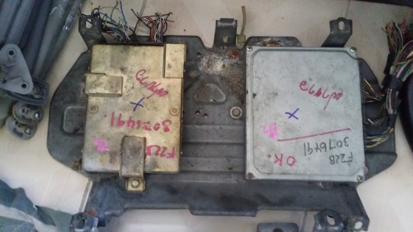 ขาย กล่องเครื่องยนต์ honda  F22a  B20B  D17a D16a