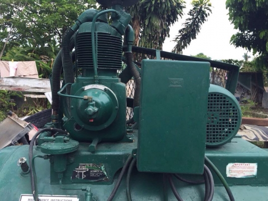 ขายปั๊มลม แชมเปี้ยน จาก USA ขนาด 300 ลิตร มอเตอร์ 5 แรงม้า ไฟ 380 โวลท์ 2 สูบ ขายปั๊มลม แชมเปี้ยน จาก USA ขนาด 300 ลิตร มอเตอร์ 5 แรงม้า ไฟ 380 โวลท์ 2 สูบ