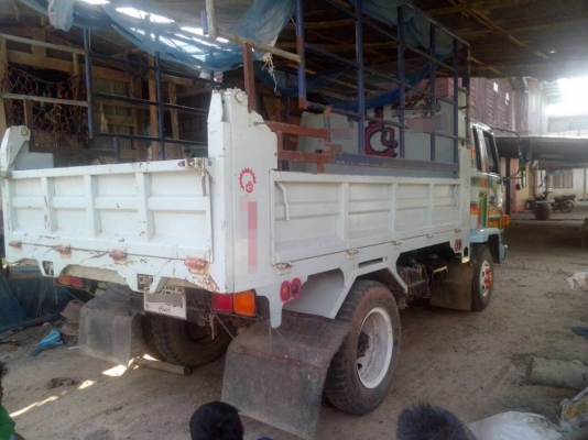 **585,000 บ.ต่อรอง/// 6ล้อดั้มดิน ISUZU ROCKY-175 **ขายROCKY FRR-175 6ล้อดั้มดิน5คิว สวยๆ ISUZU ROCKY FRR-175 FRR12DA 6BG1-175แรงฝาดำ เครื่อง เกียร์ แน่น แห้ง แรงดี ประหยัด ทน ไม่จุกจิก เกียร์ดี ไม่หลุดไม่หอน ช่วงล่างใหญ่ คานหน้าF เฟืองท้าย ใหญ่ของ6ล้อหัว