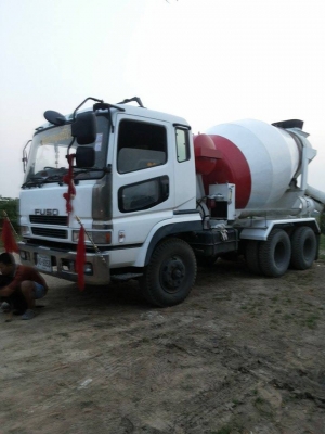 ขายรถสิบล้อโม่ปูน