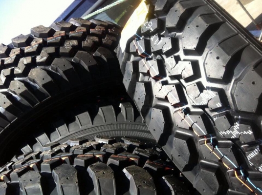 ยางใหม่ Mud-terrain Maxxis Buckshot M/T754 265 75 r16