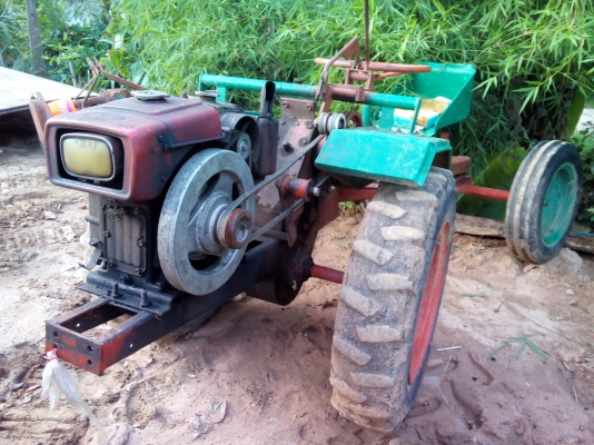 รถไถ 9แรง นั่งขับ ตามสภาพ