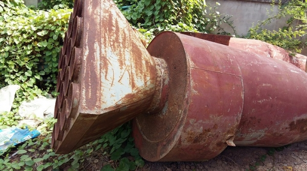 ถังบอลลูนหรือไซโคลน เหล็กหนา ๆ