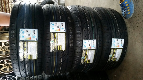 ยาง 225 45 18 ราคาถูก