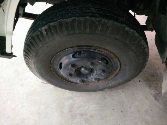 ขายISUZU NPR110แรง ยาว5เมตร เครื่องดีปี36 NPR59LU5M แคชซีสวย ยางดี ภายในสวย แอร์เย็น สภาพพร้อมใช้งาน เอกสารพร้อมโอน สนใจโทร 090-8588220คุณนะ 093-3258446คุณบิว ID:narong498 หรือเข้าดูสินค้าได้ที่ www.truck.in.th/498 หรือเพจFacebook ณรงค์ ซื้อขายรถมือสอง (เ