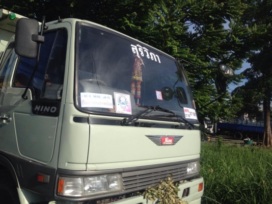 รถบรรทุก6ล้อ รุ่นHINO ราคากันเอง รถบรรทุก6ล้อ รุ่นHINO ราคากันเอง