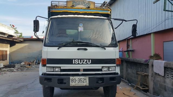 รถล่อง FVM 12 MY หัวทำใหม่  ราคา  550,000  บาท