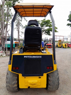 ขายรถตักล้อยาง ยี่ห้อ MITSUBISHI WS200A เก่าญี่ปุ่น พร้อมใช้งาน ติดต่อ 086-775-7900 086-324-1992