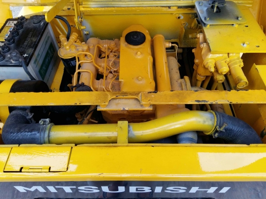 ขายรถตักล้อยาง ยี่ห้อ MITSUBISHI WS200A เก่าญี่ปุ่น พร้อมใช้งาน ติดต่อ 086-775-7900 086-324-1992