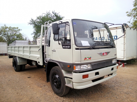 6 ล้อใหญ่  HINO  *สิงห์ไฮเทค*  FF3H  195 แรงม้า  * ยาว 6.50 ม.*  รถสวยจริง+สภาพพร้อมใช้งาน * รถห้างแท้ * มีเล่มพร้อมโอน *