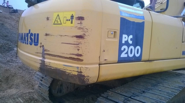 KOMATSU  pc200-7เอกสารพร้อมราคา1,480,000