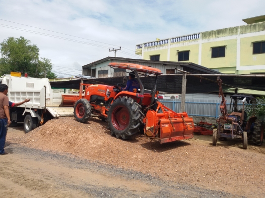 ปัญญาแทรคเตอร์..จัดมาให้ครับ ด่วน!!!คูโบต้า L4708  พร้อมใบมีดคานล่าง FD185 พร้อมโรตาลี RX182 เล่มทะเบียนพร้อม ทำงาน 1105ชม. สภาพเดิมๆ