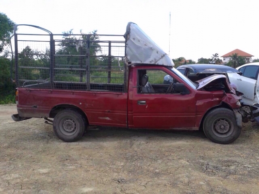 อีซุซุตอนเดียว ปี95 โอนลอยเเยกได้ทุกอย่างตามสภาพ