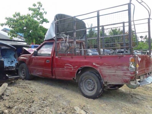 อีซุซุตอนเดียว ปี95 โอนลอยเเยกได้ทุกอย่างตามสภาพ