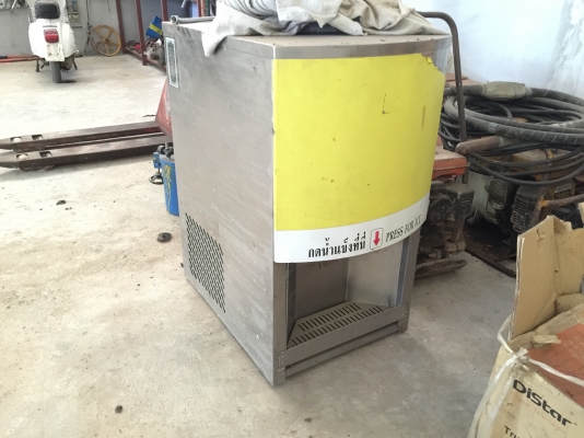 เครื่อง กด น้ำแข็ง Newton / สภาพต้องเอาไปซ้อมลูกดิ่ง