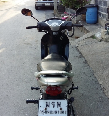 ขายเวฟ125sไฟเลี้ยวบังลม ตัวคาร์บูสตาร์ทเท้า