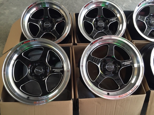 ขายแม็กWeld ขอบ15 ถูกๆพร้อมยางฟอเคนเพียง15900 แถมครบครับ